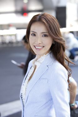 日本美女小便视频